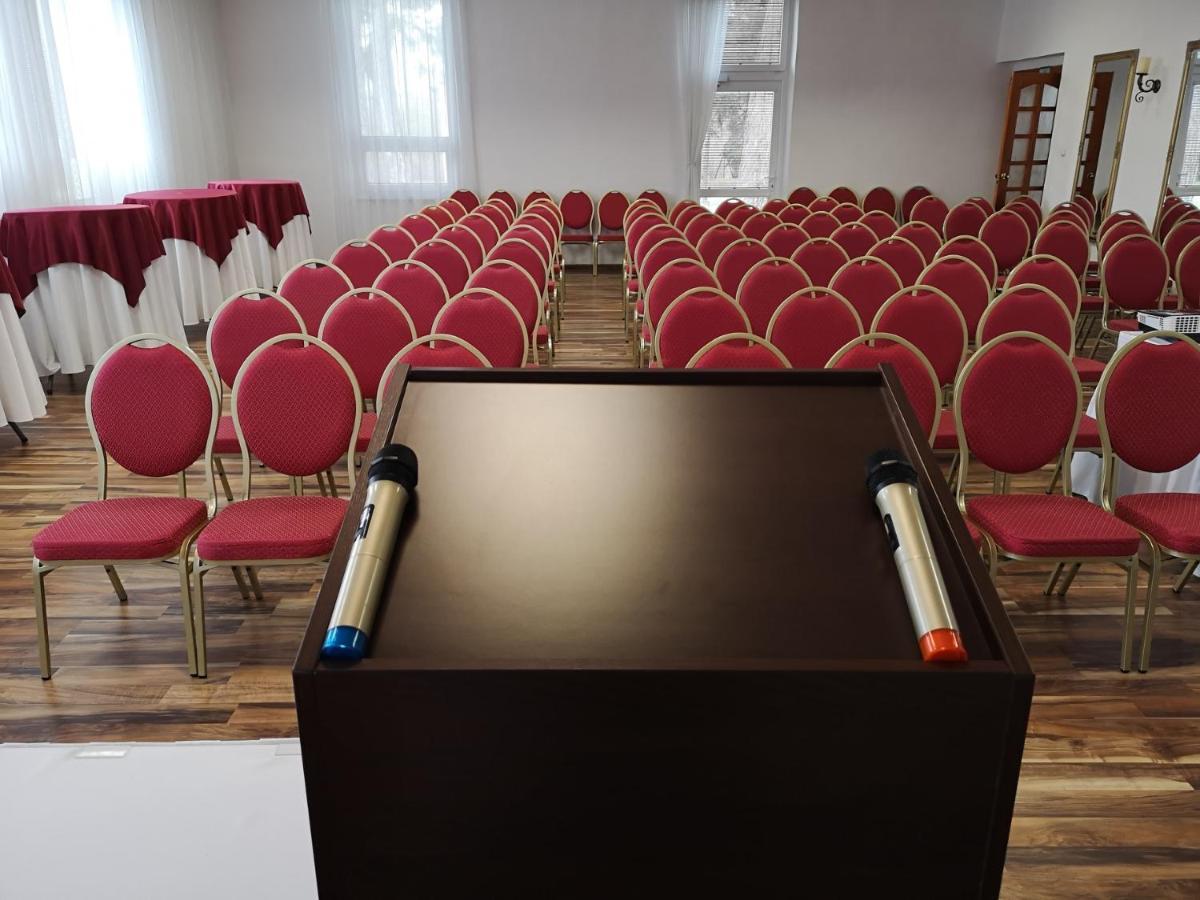 Svatojansky Kastiel Hotel ลิปโตว์สกียาน ภายนอก รูปภาพ