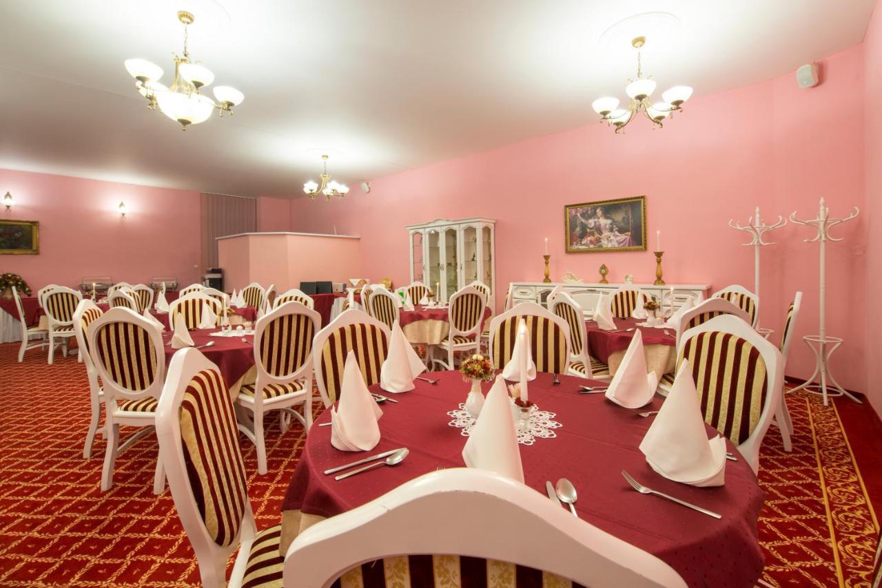 Svatojansky Kastiel Hotel ลิปโตว์สกียาน ภายนอก รูปภาพ
